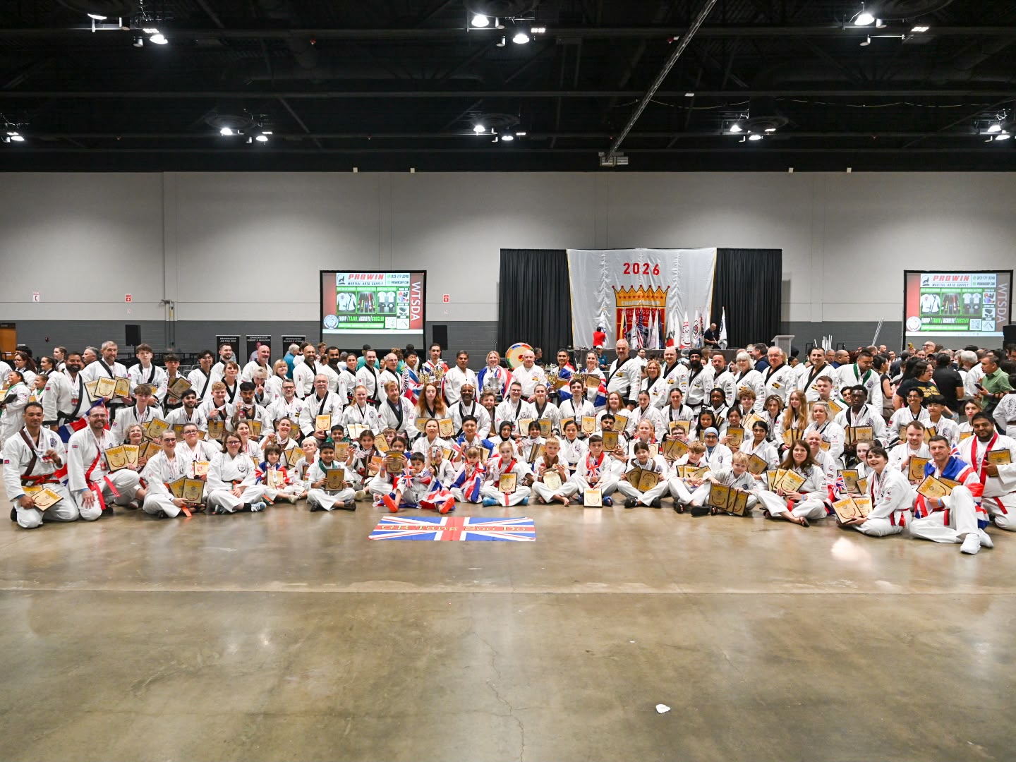 Full Team GB squad group photo at the World Championships