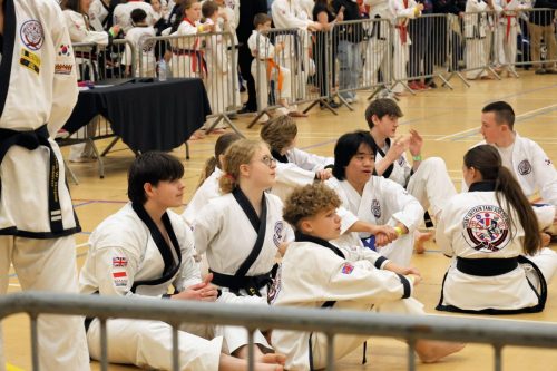 Dan Team Hyung Waiting